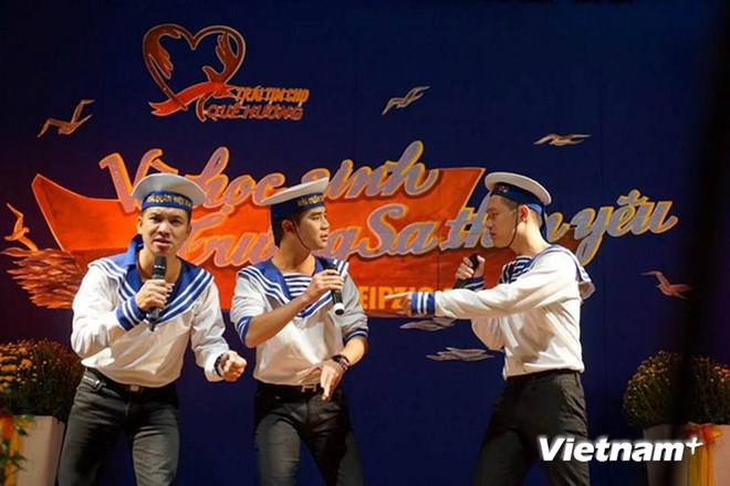 Charitable music program For beloved Truong Sa students held in Germany